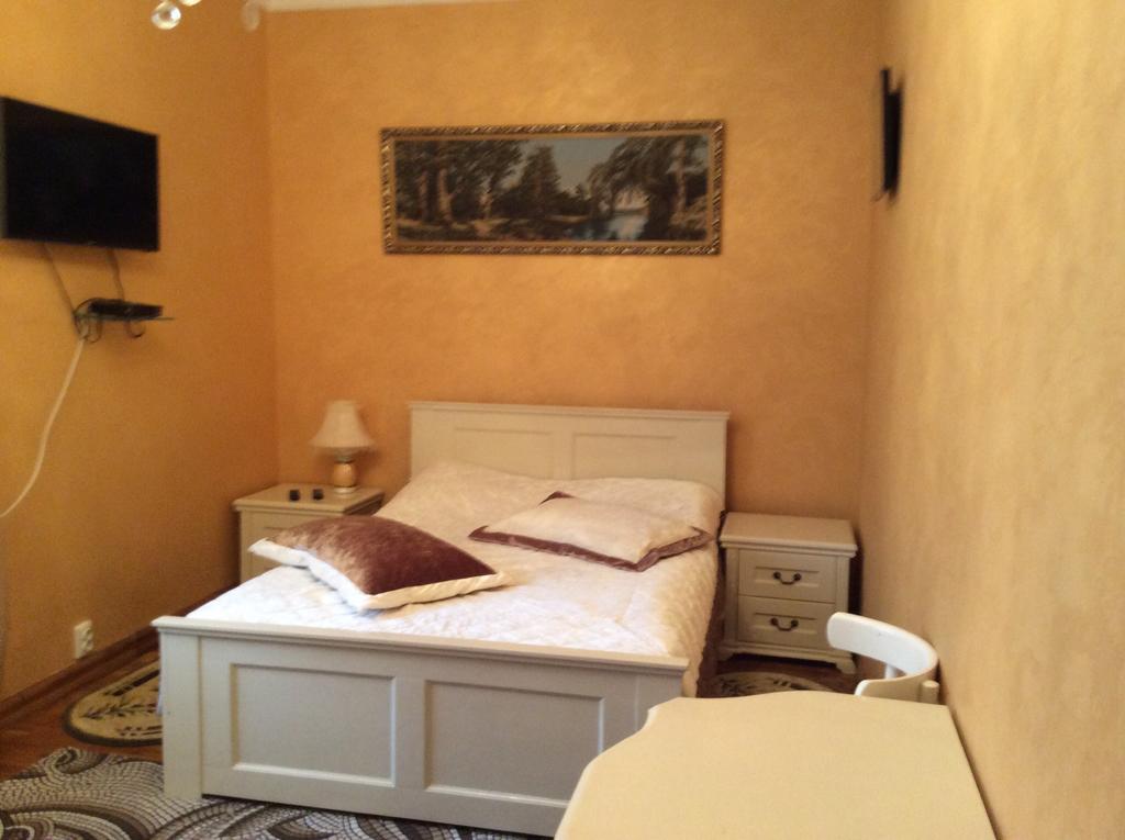 Guesthouse Grand Canyon Kamianets-Podilskyi Quarto foto